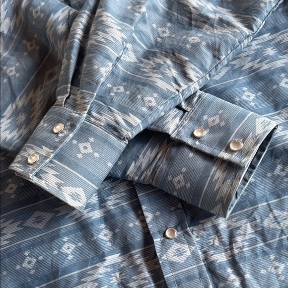 Ely Cattleman Blue Aztec Patterned Teen Snap Down Shirt NWOT Boys Large - Picture 6 of 11